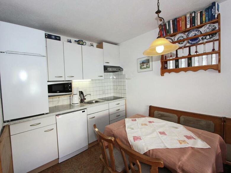 Apartment F�gen