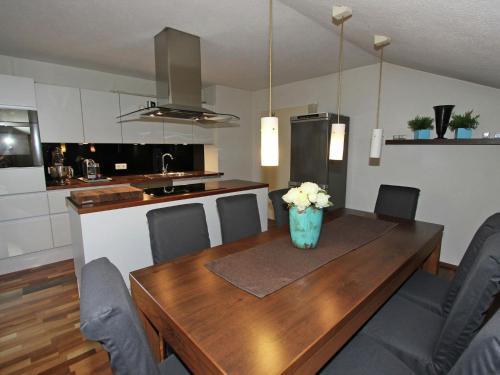 Apartment F�gen IV