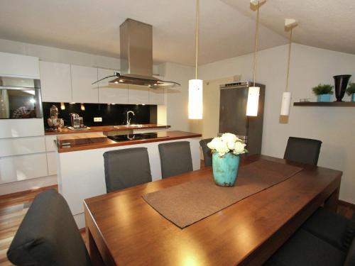 Apartment F�gen IV