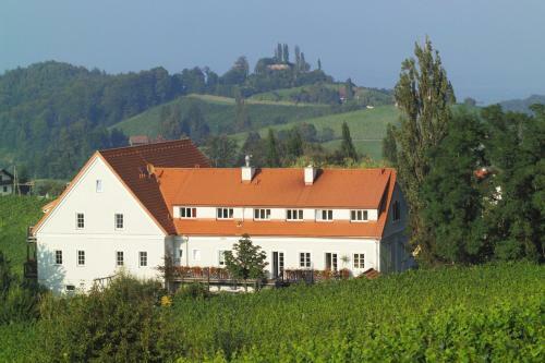 Bed & Breakfast Bacchuskeller Eva Lambauer