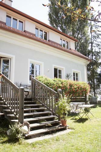 Bed & Breakfast Bacchuskeller Eva Lambauer