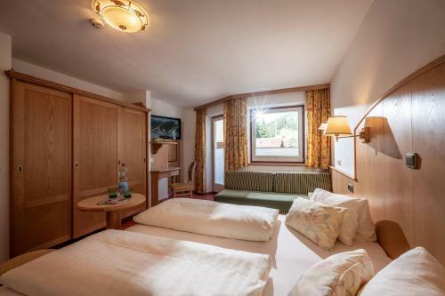 Alpenrose Hotel-garni
