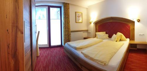 Alpenrose Hotel-garni