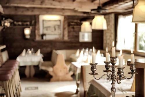 Alpenrose Hotel-garni