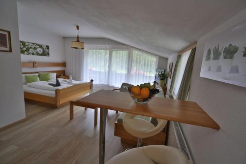 Three-bedroom Apartment In Abfaltersbach I