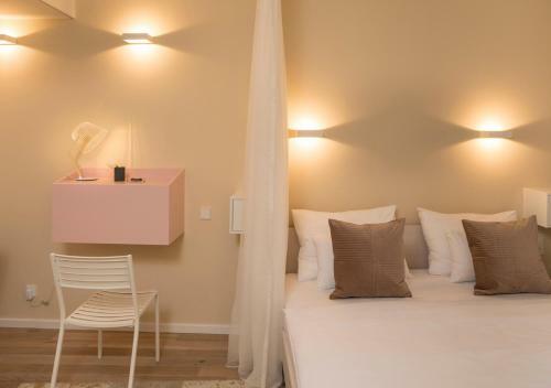 Gapsite Hotel