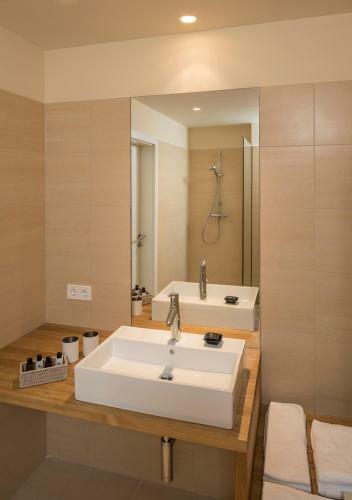 Gapsite Hotel
