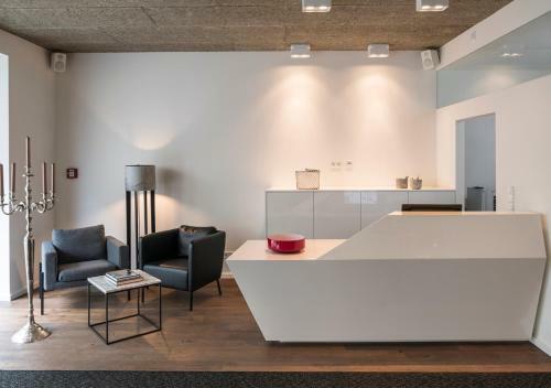 Gapsite Hotel