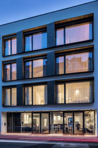 Gapsite Hotel