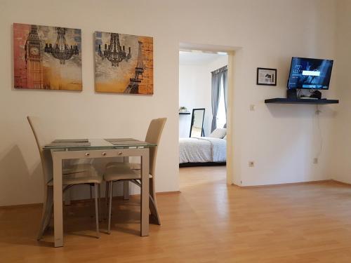 Amazing Apartment 4