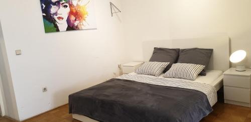 Amazing Apartment 5