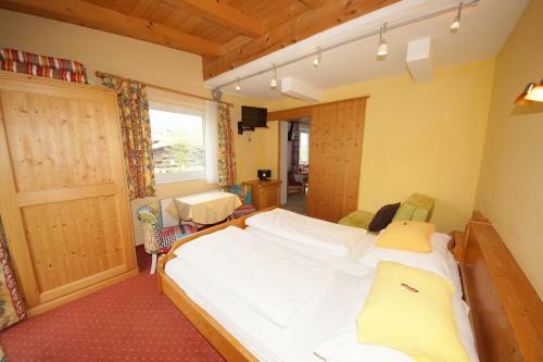 Hostal Pension Alexandra