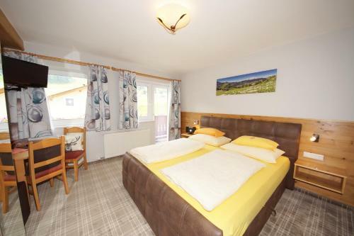 Hostal Pension Alexandra