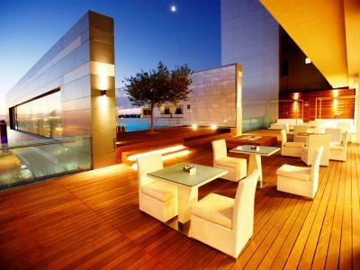 African Pride Crystal Towers Hotel - Spa