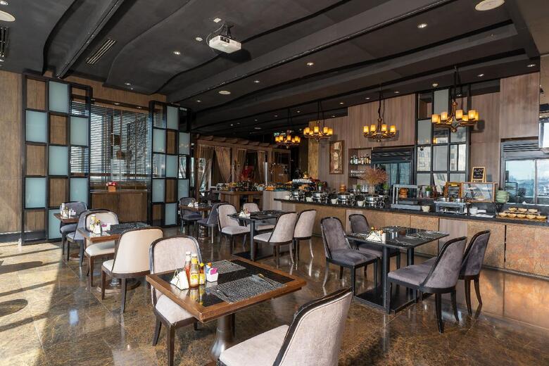 The Continent Hotel Bangkok