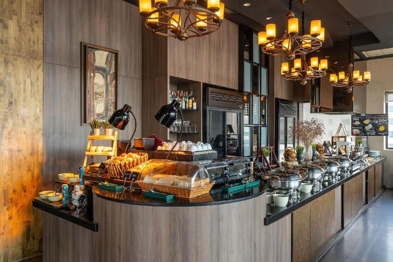 The Continent Hotel Bangkok