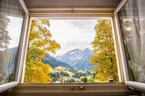 Hostal Gasthof Kreuz