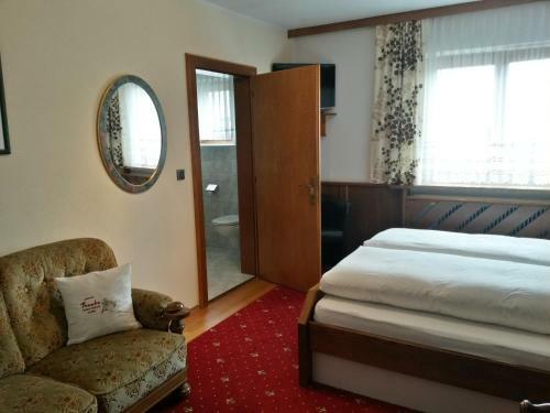 Posada Gasthof Pension Traube