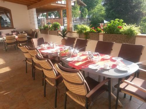 Posada Gasthof Pension Traube