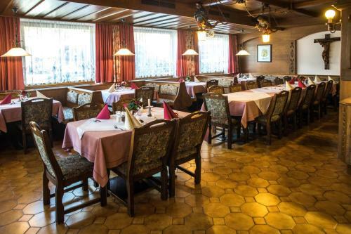 Posada Gasthof Pension Traube
