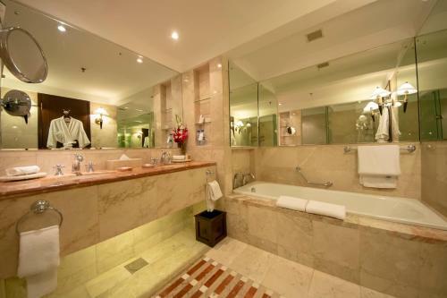 Kabul Serena Hotel