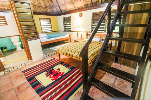 Hotel Cohune Palms River Cabanas