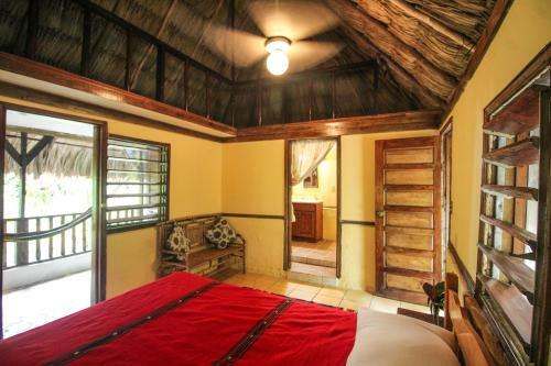 Hotel Cohune Palms River Cabanas