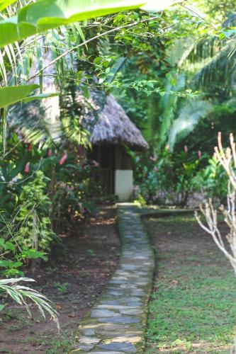 Hotel Cohune Palms River Cabanas