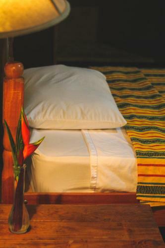 Hotel Cohune Palms River Cabanas