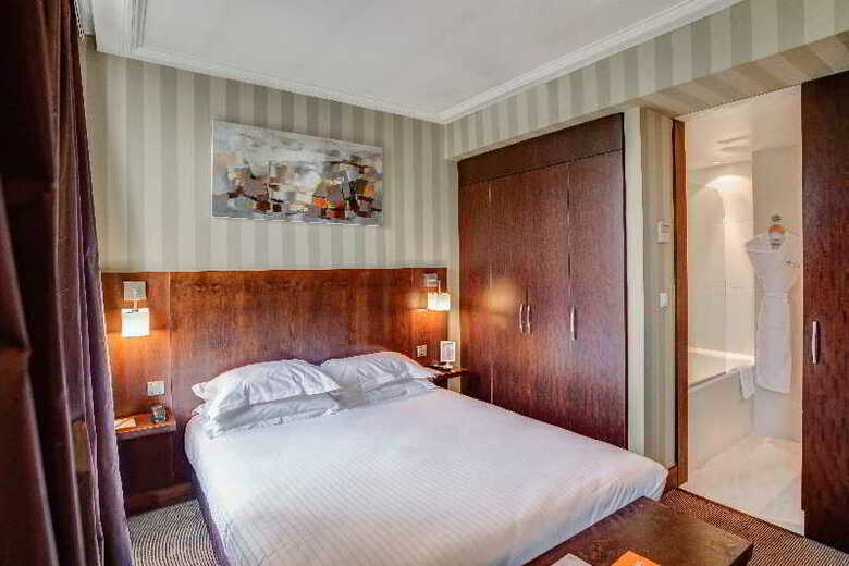 Exclusive Hotel Montfleuri Arc De Triomphe