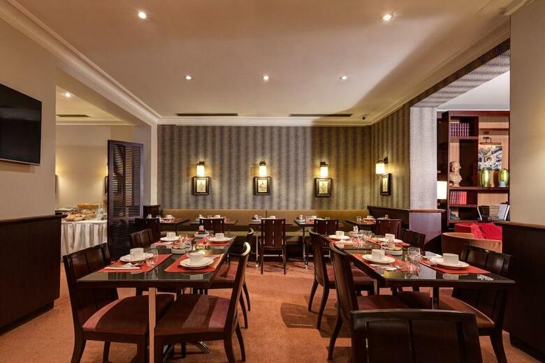 Exclusive Hotel Montfleuri Arc De Triomphe