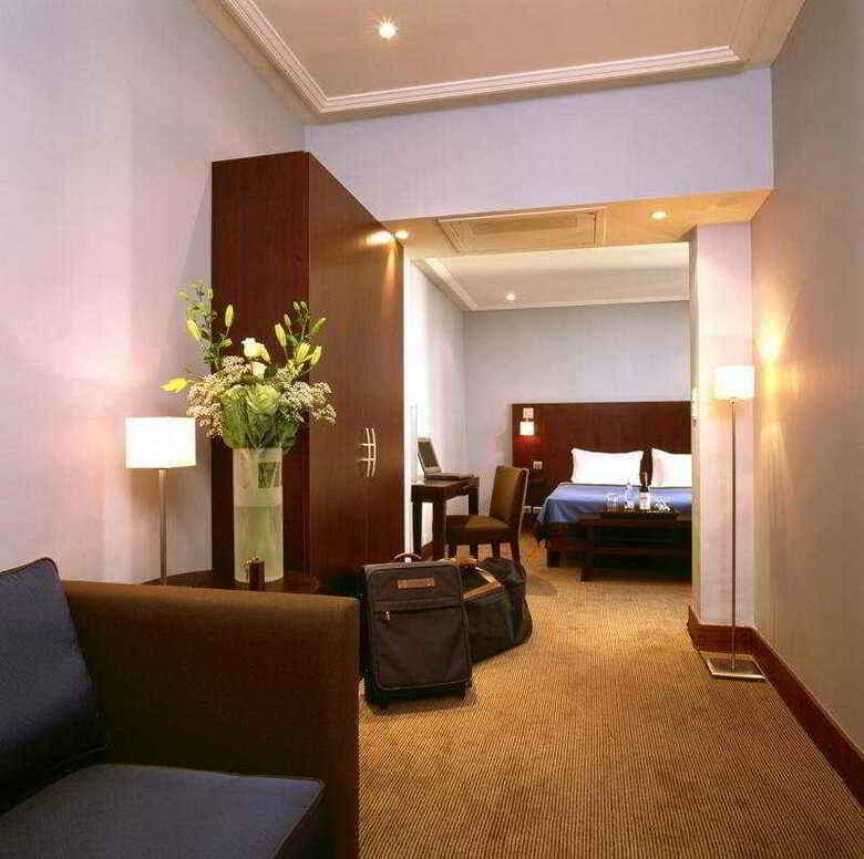 Exclusive Hotel Montfleuri Arc De Triomphe