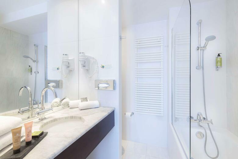 Exclusive Hotel Montfleuri Arc De Triomphe