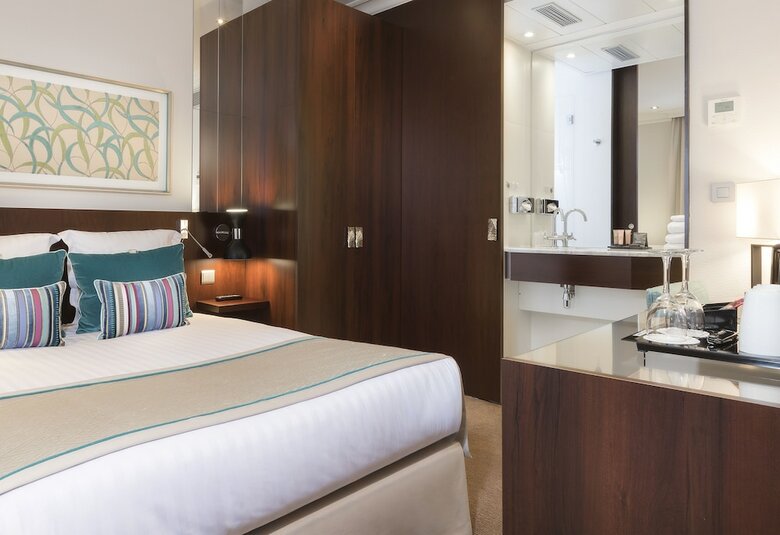 Exclusive Hotel Montfleuri Arc De Triomphe