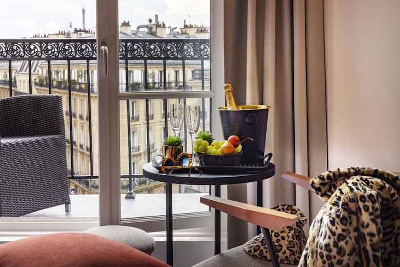 Hotel Le 12 H�tel