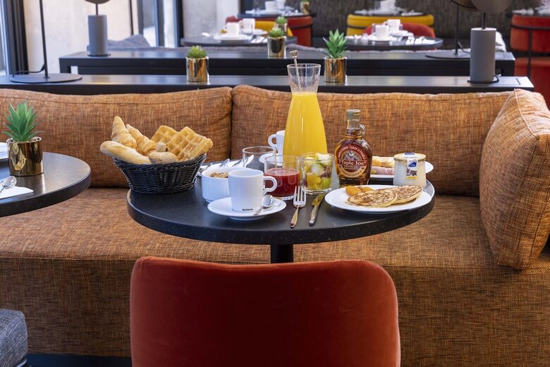 Hotel Le 12 H�tel