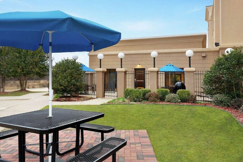 Hotel Hampton Inn Suites Pine Bluff