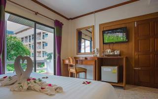 Hotel Thanthip Beach Resort
