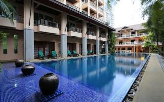 Hotel Thanthip Beach Resort
