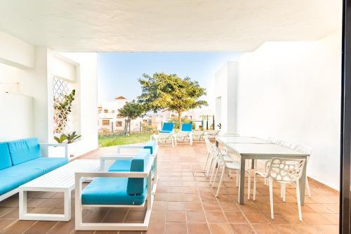 Villa Vue Mer - Proche De L'alcaidesa Links Golf Resort - 2209