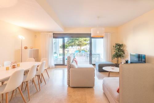 Villa Vue Mer - Proche De L'alcaidesa Links Golf Resort - 2209