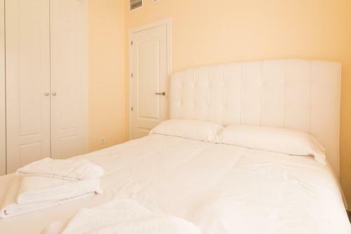 Villa Vue Mer - Proche De L'alcaidesa Links Golf Resort - 2209