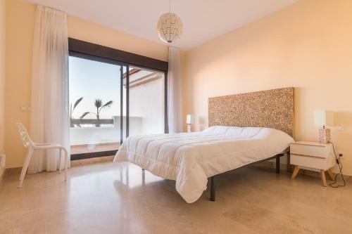 Villa Vue Mer - Proche De L'alcaidesa Links Golf Resort - 2209