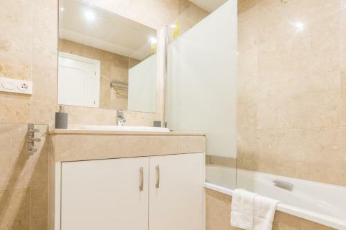 Villa Vue Mer - Proche De L'alcaidesa Links Golf Resort - 2209