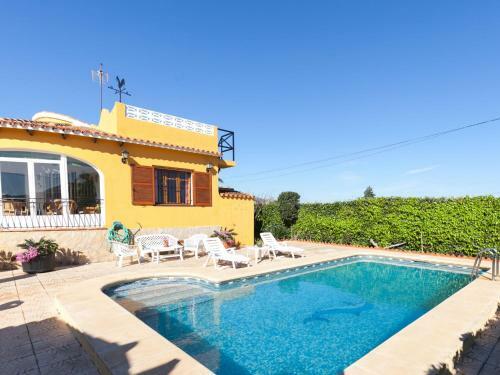 Holiday Home Mercedes