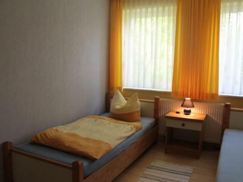 Beautiful Apartment In Wiek With Garden