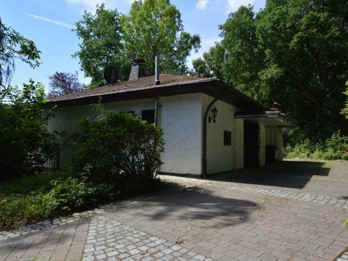 Romantic Mansion In Strotzbusch By The Forest