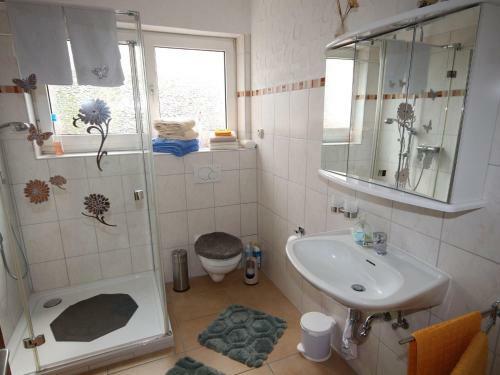 Cozy Apartment In Strotzbusch Near Eifel Center