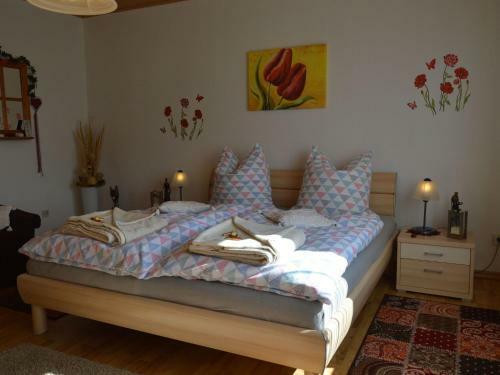 Cozy Apartment In Strotzbusch Near Eifel Center