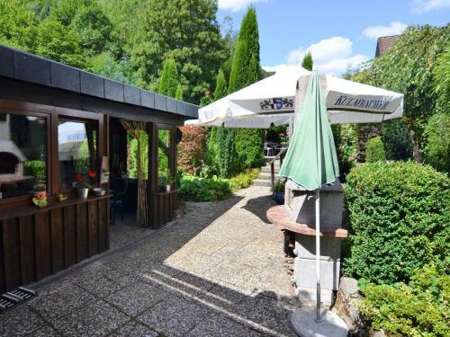 Cozy Apartment In Sieber With River Nearby
